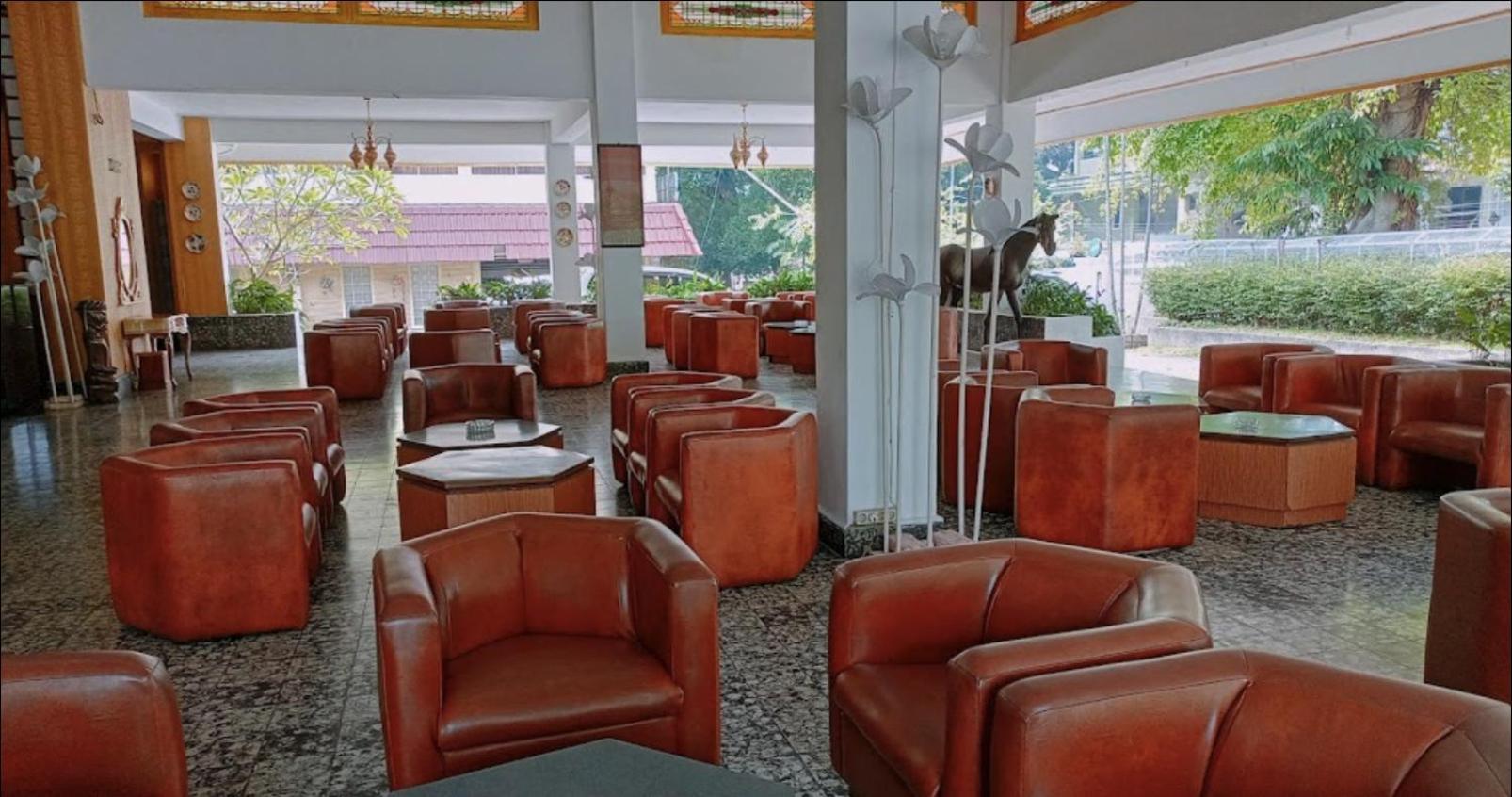 Siantar Hotel Pematangsiantar Exterior photo